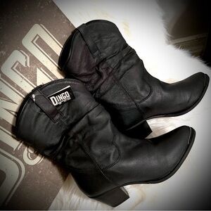 NEW 9 Dingo Women’s Olivia Slouch Western Boots Pull On Black Leather Mid Shaft
